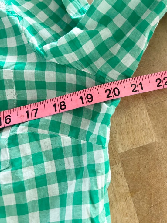 J. Crew Medium Green and White Gingham Long Sleeve Button-Down Shirt - Picture 6 of 7